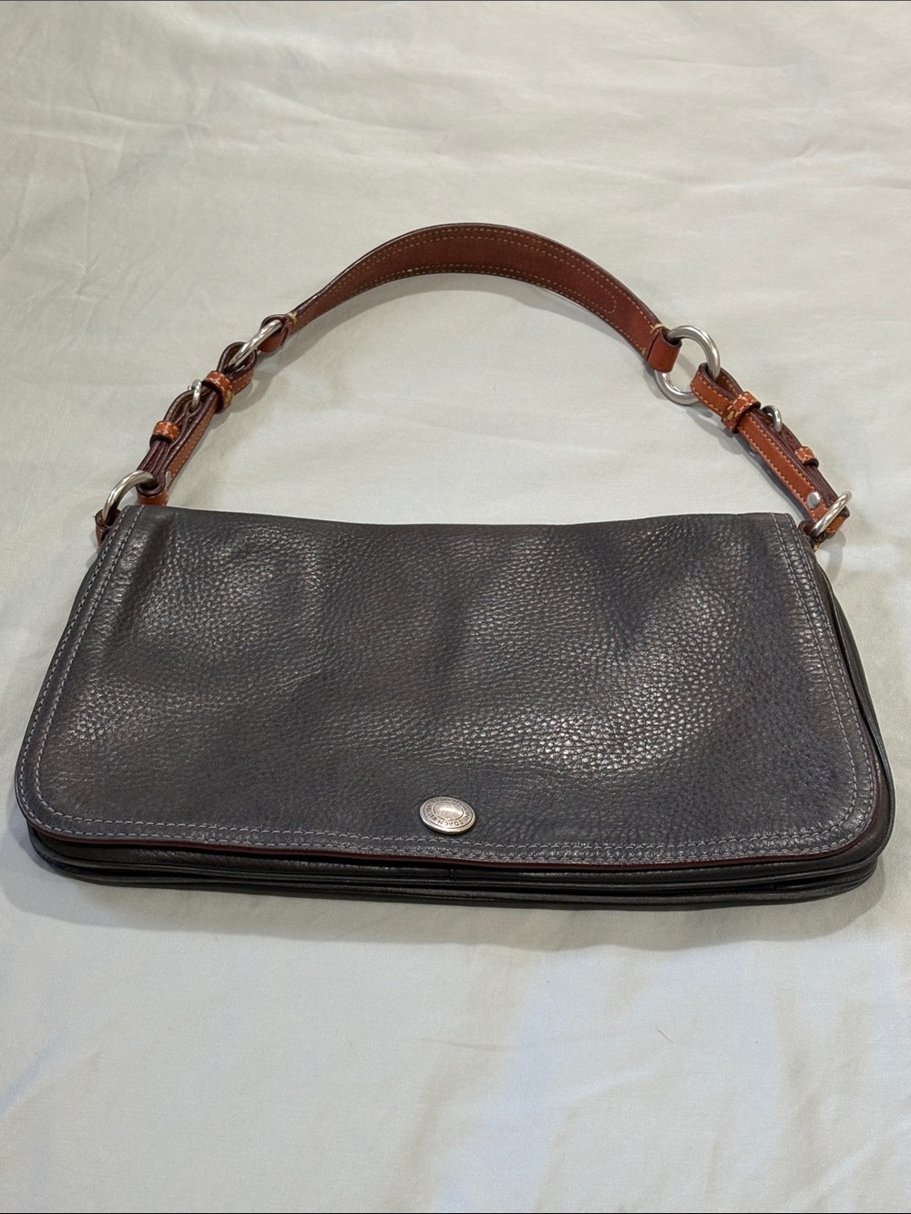 Coach 9383 Vintage Pebble Leather Shoulder Bag Gray Brown Contrast Stitch Y2K